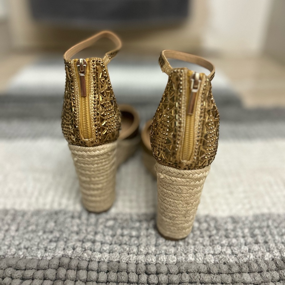 Thalia Sodi Gold Embellished Wedges - Picture 3 of 4